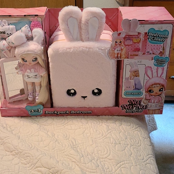 MGAE NA NA NA SURPRISE Other - NA! NA! NA! Surprise 3 in 1 Backpack Bedroom NIB